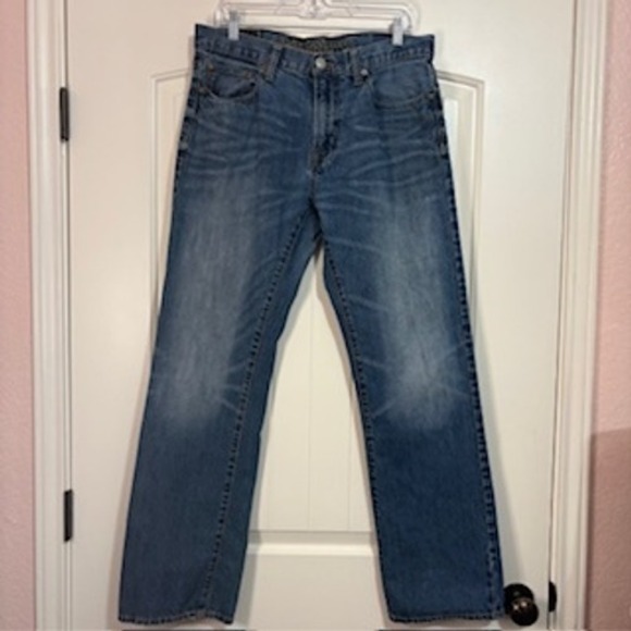 American Eagle Classic Bootcut Jeans Men's 33x34 Medium Wash Whiskering Denim - Picture 1 of 11